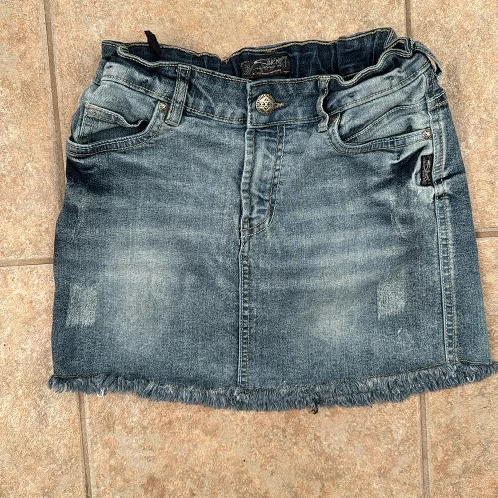 Silver jeans Candice distressed girls jeans skirt size 14